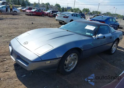 1990 Chevrolet Corvette z USA, uszkodzony, nr VIN 1G1YY2388L5111727